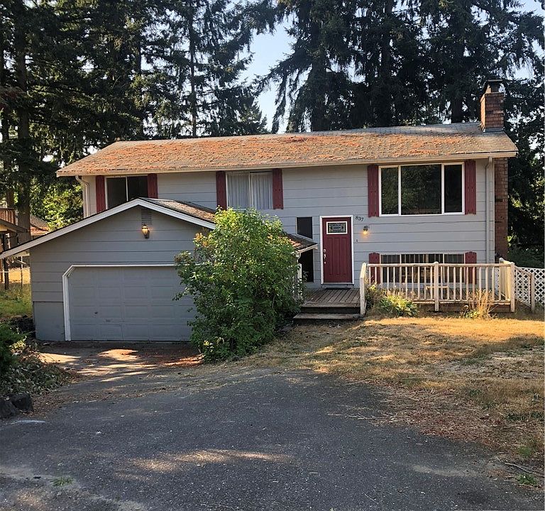 1st image of 837 Lawson St SE