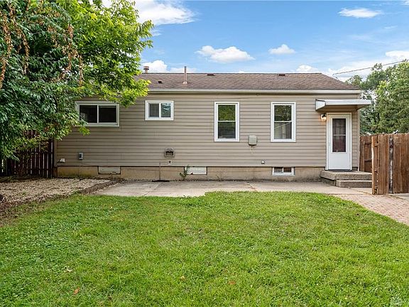 5th image of 3524 Valleywood Dr