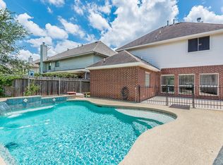 13410 Scenic Glade Dr, Houston, TX 77059