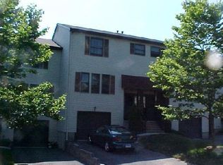 15 Barn Finch Ct UNIT 15, Naugatuck, CT 06770