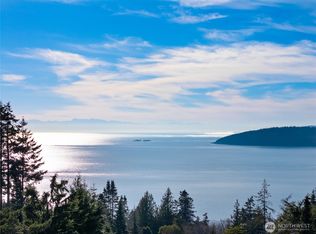 11558 Coronado Dr, Anacortes, WA 98221