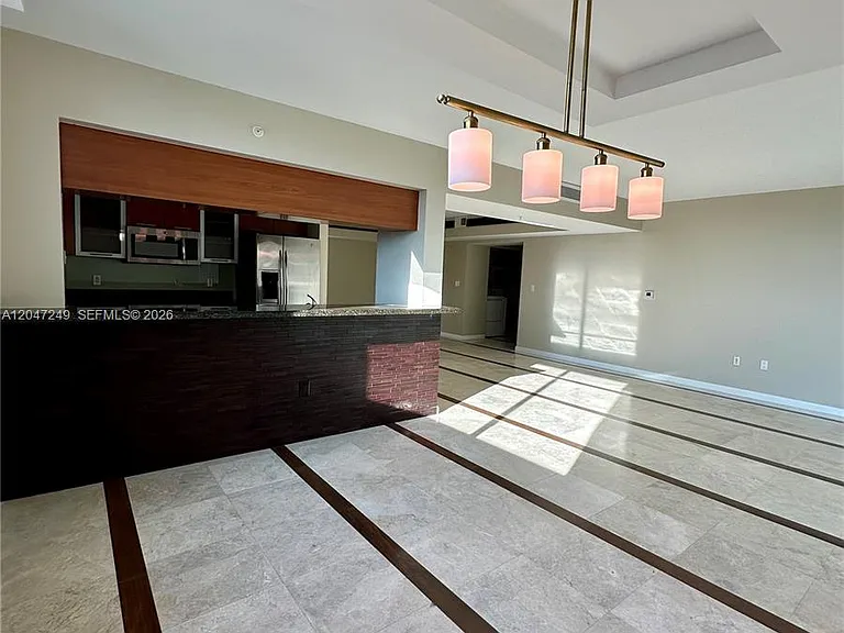 1800 N Bayshore Dr #2315 — Photo 5