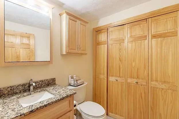 34 Highbridge Hl — Photo 7