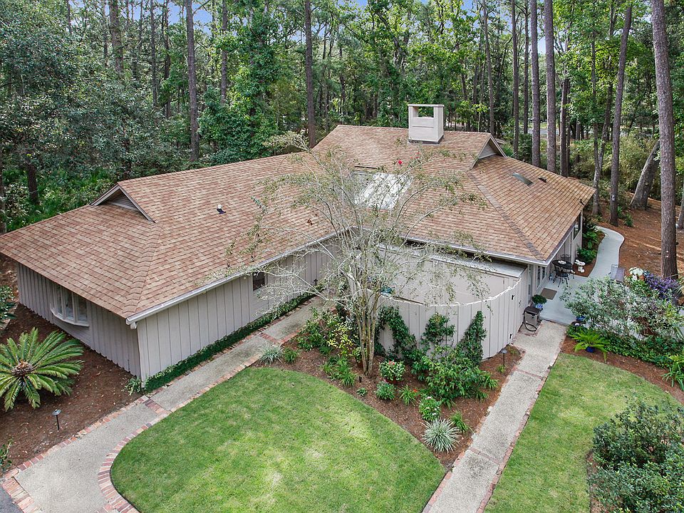 1st image of 28 Wisteria Ln
