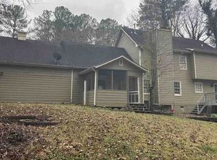 125 Picketts Lake Dr, Acworth, GA 30101