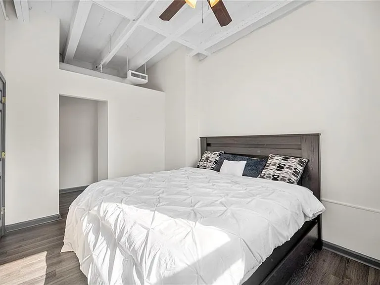 32 Peachtree St NW #508 — Photo 13