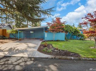 15915 NE 1st St, Bellevue, WA 98008