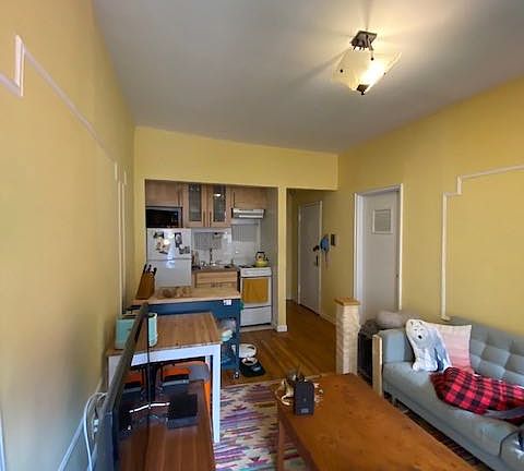 5th image of 309 W 78th St #7A