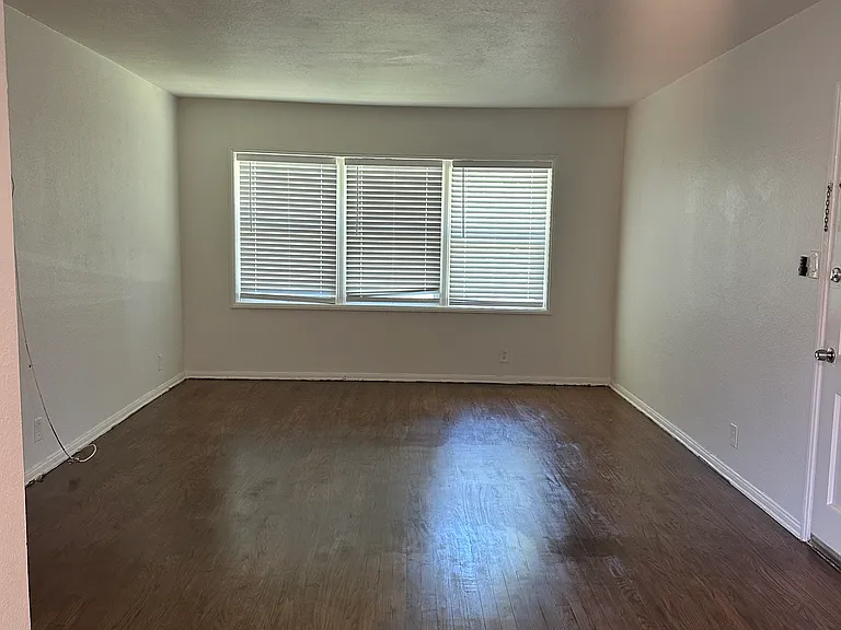 4410 Le Park Dr — Photo 5