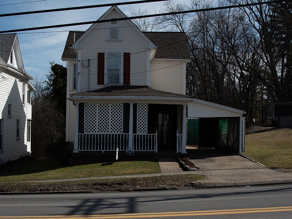 1st image of 204 N Main St