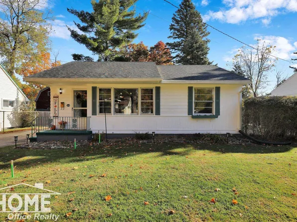 1004 N Ball St, Owosso, MI 48867