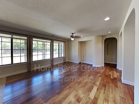 2nd image of 344 Quail Wood Ct