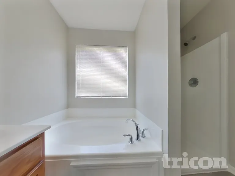 6536 Frankenberger Dr — Photo 8