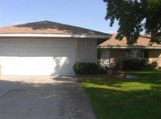 970 W Montrose St, Bloomington, CA 92316