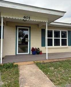 401 E FOURTH STREET, Camp Wood, TX, 78833