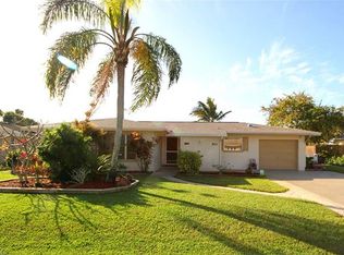 1328 SE 37th St, Cape Coral, FL 33904