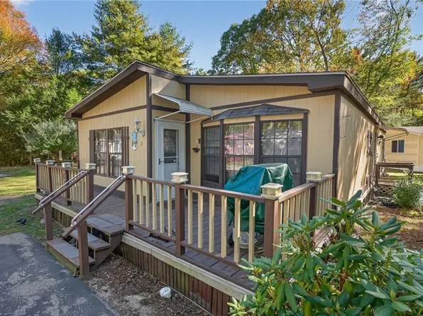 8 Comfort Way, Coventry, RI 02816