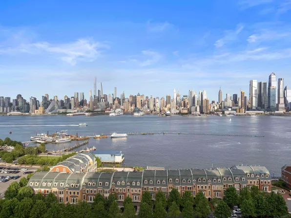 11 Hudson Place image 15 of 16