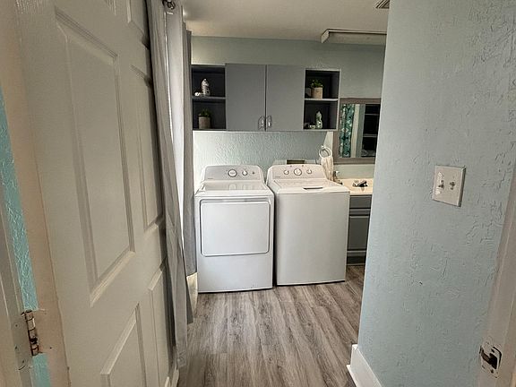 4th image of 2202 45th St