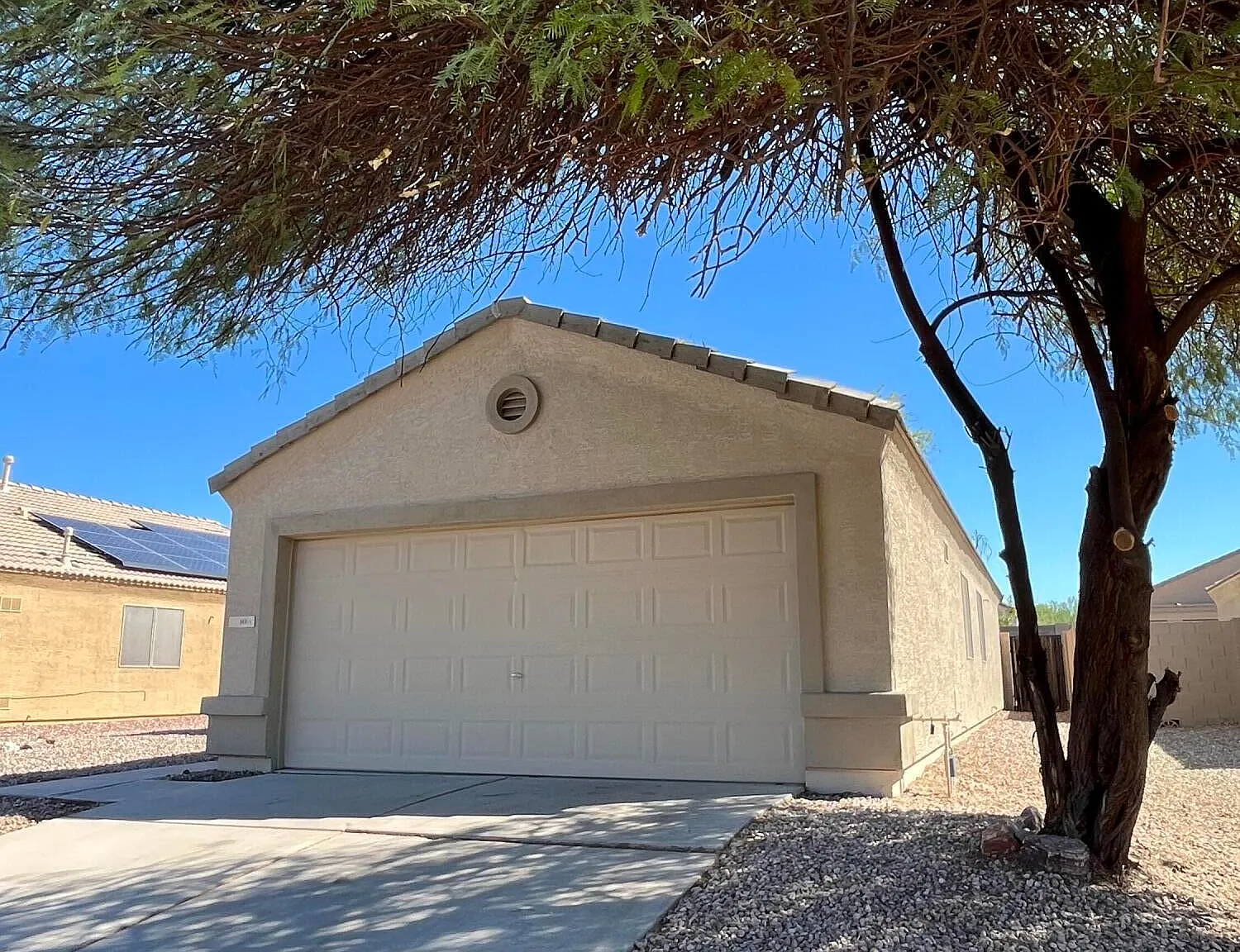 3 bed, 1265 sqft, $2,000 — Photo 3