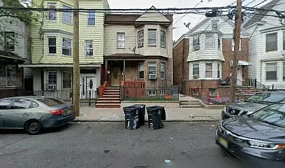 2 bed, $1,695 — Photo 3