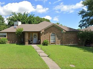 1513 Summerwind Ln, Lewisville, TX 75077