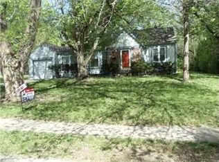 8321 Foster St, Overland Park, KS 66212