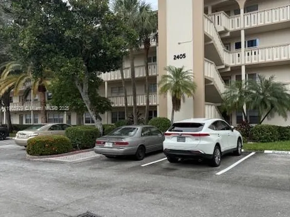 2405 Antigua Cir APT E4, Pompano Beach, FL 33066
