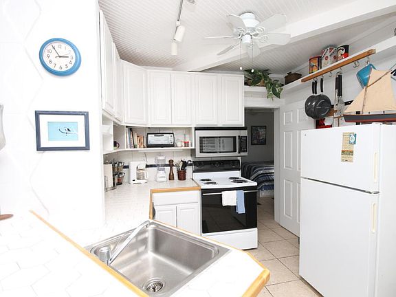 3rd image of 82236 Overseas Hwy #3