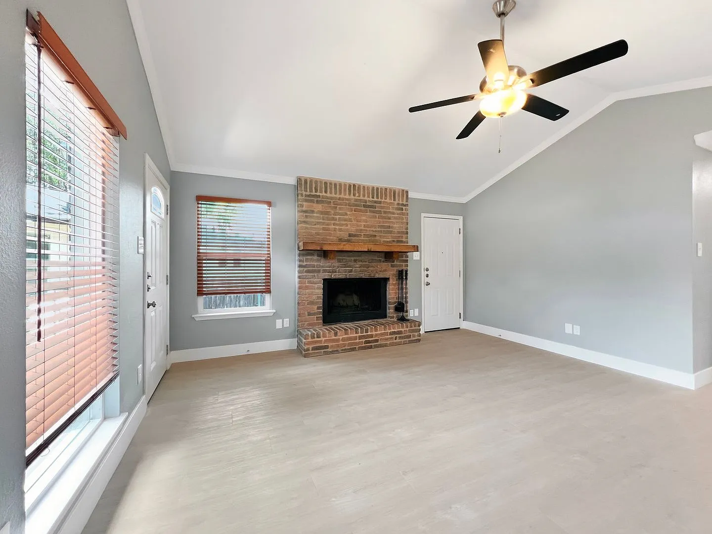7107 Dan-Jean Dr. — Photo 2