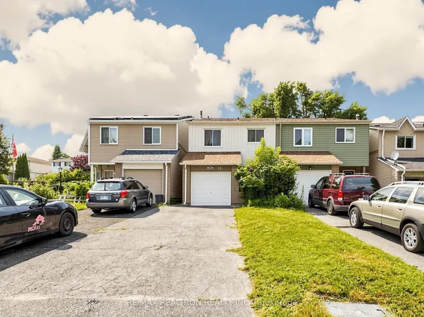 12 Robin Ct, Barrie, ON L4M 5M1