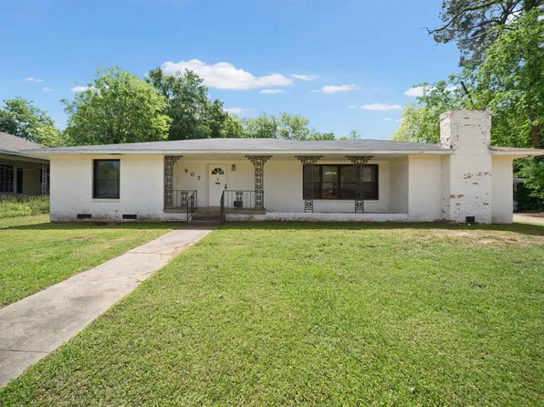 907 Henderson St, Jacksonville, TX 75766