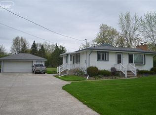 1132 Roman Dr, Flint, MI 48507