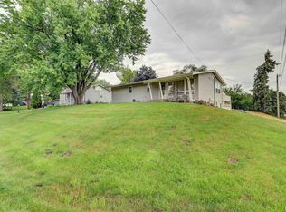 802 6th Ave, Fulton, IL 61252