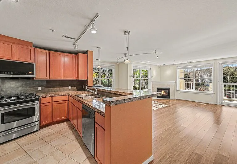 2901 NE Blakeley St #128 — Photo 8