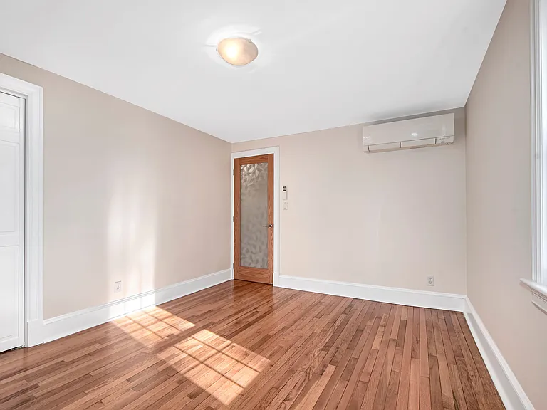17 Haven Ave — Photo 20