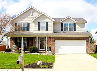 9706 Bradford Knoll Dr, Fishers, IN 46037