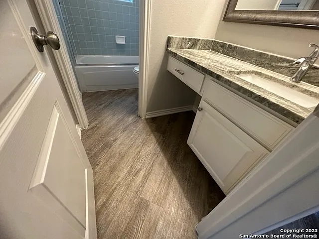 8823 Shady Valley — Photo 35