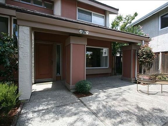 3rd image of 7642 Elderwood Ct