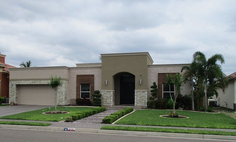 1st image of 3708 E Lincoln Ave