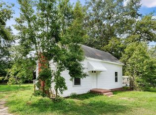 151 Ranch Rd, Laurens, SC 29360