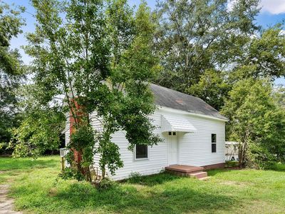 151 Ranch Rd, Laurens, SC, 29360