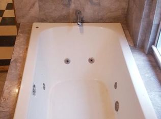 3555 W Shakespeare Ave, Chicago, IL 60647