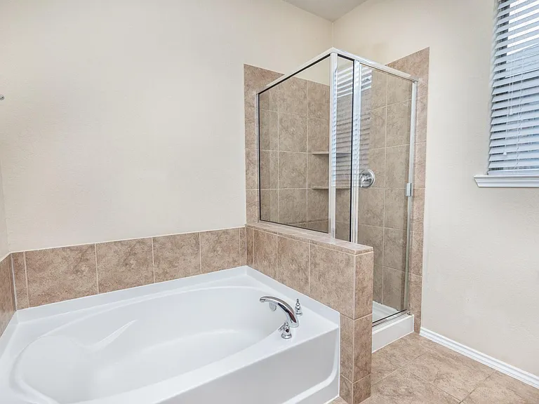 1110 Larkfield Dr — Photo 29