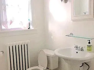 862 Warren St #2 — Photo 32