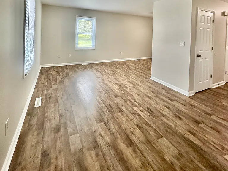 2906 Cara Ct — Photo 7