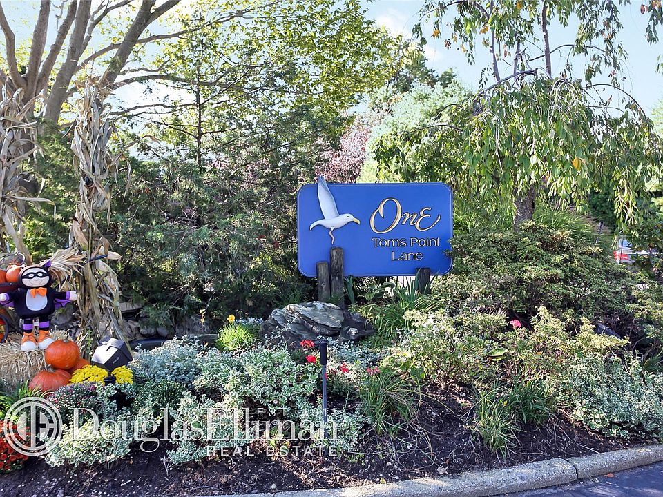 1st image of 1 Toms Point Ln APT 5I