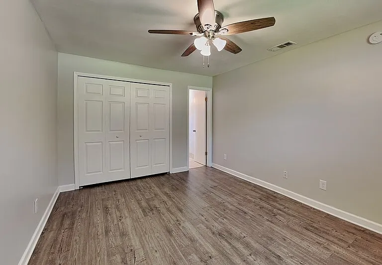1016 Manchester Cir — Photo 15
