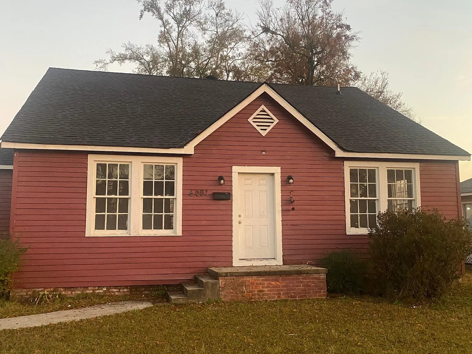 4091 Convention St — Photo 1