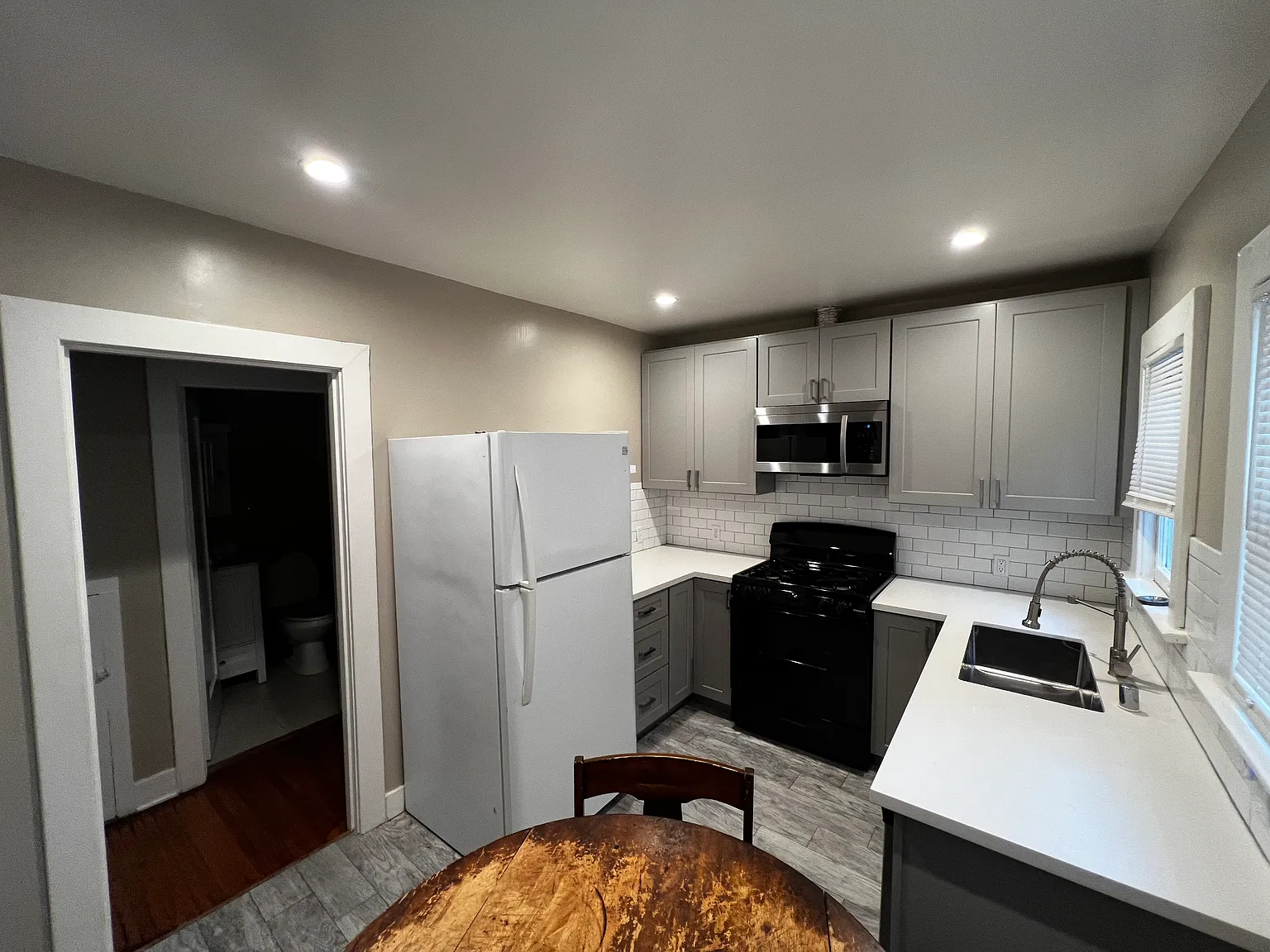 2 bed, $2,700 — Photo 3